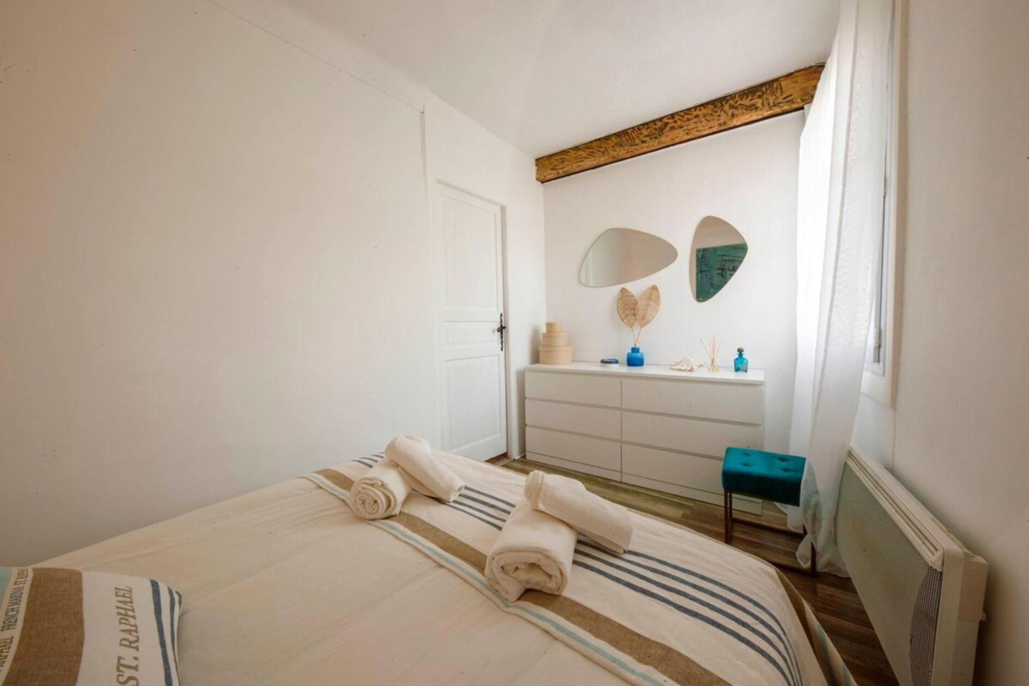 06M - Old Antibes Beautiful Duplex Terrace With Sea View Daire Dış mekan fotoğraf